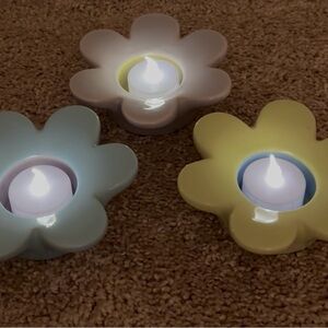 Partylite Flower Tealight Holders - Set of 3 Candles Included